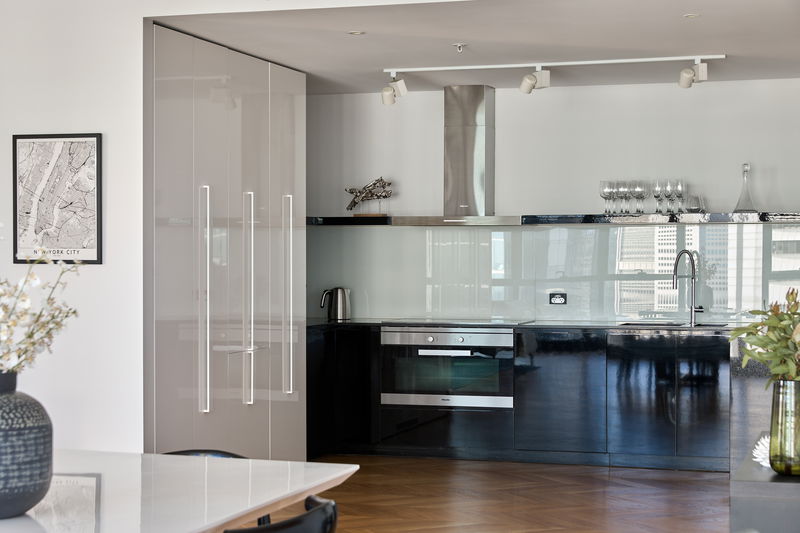 Collins Tower (With Car Parking)