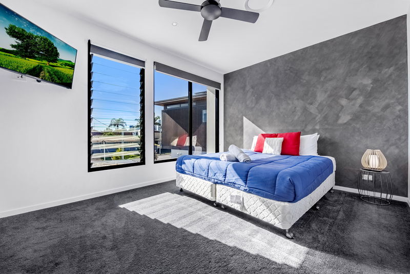 Bluewater Oasis (Heated Pool)