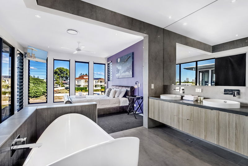 Bluewater Oasis (Heated Pool)