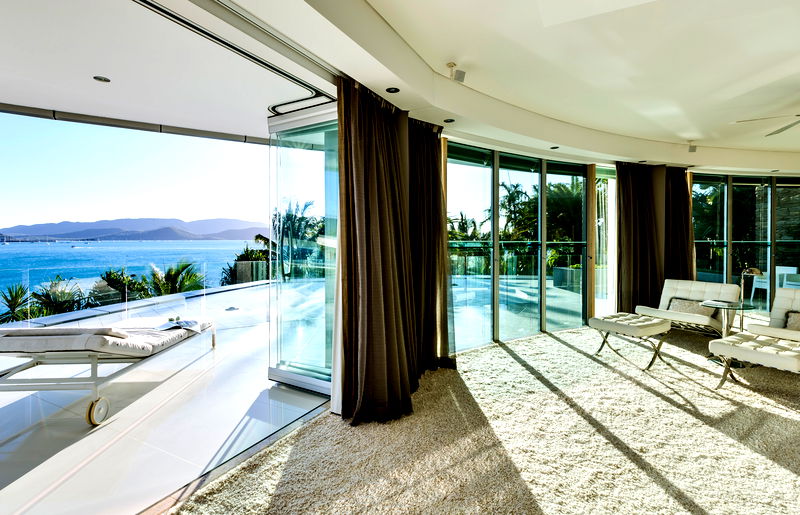 Aqua (With Car Parking)