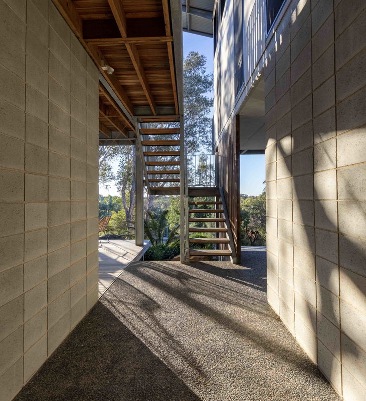 42 Byron (Central Byron, Walk to Beach)