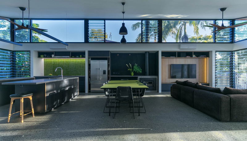 42 Byron (Central Byron, Walk to Beach)