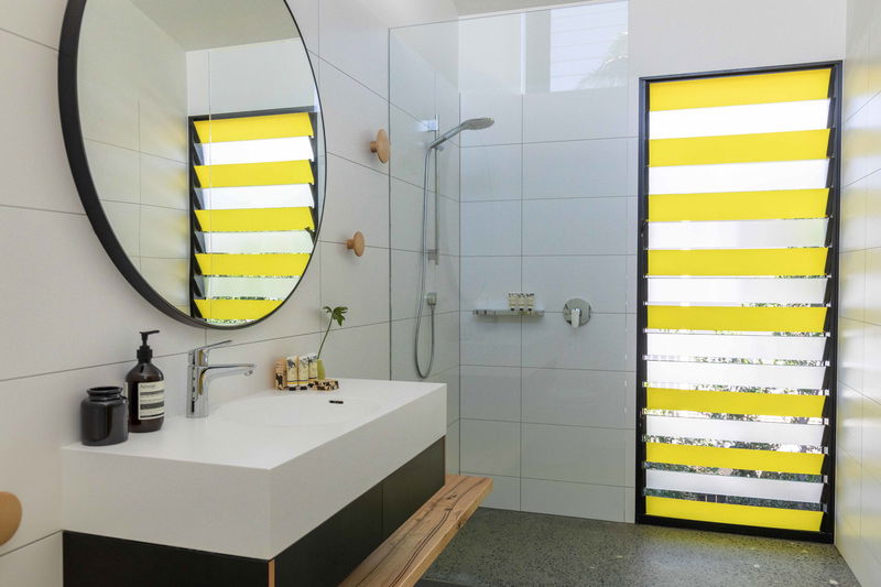 42 Byron (Central Byron, Walk to Beach)