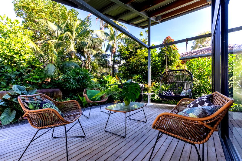 42 Byron (Walk to Beach)