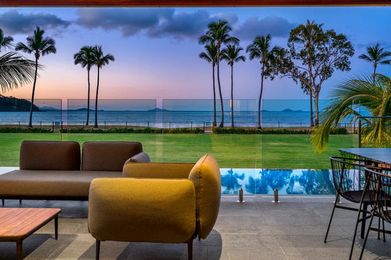 Turquoise (Heated Pool)