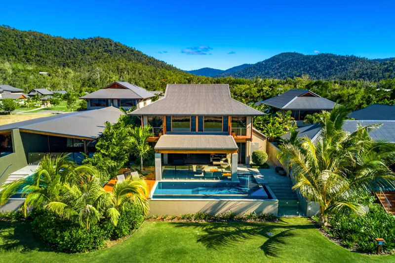 Turquoise (Heated Pool)