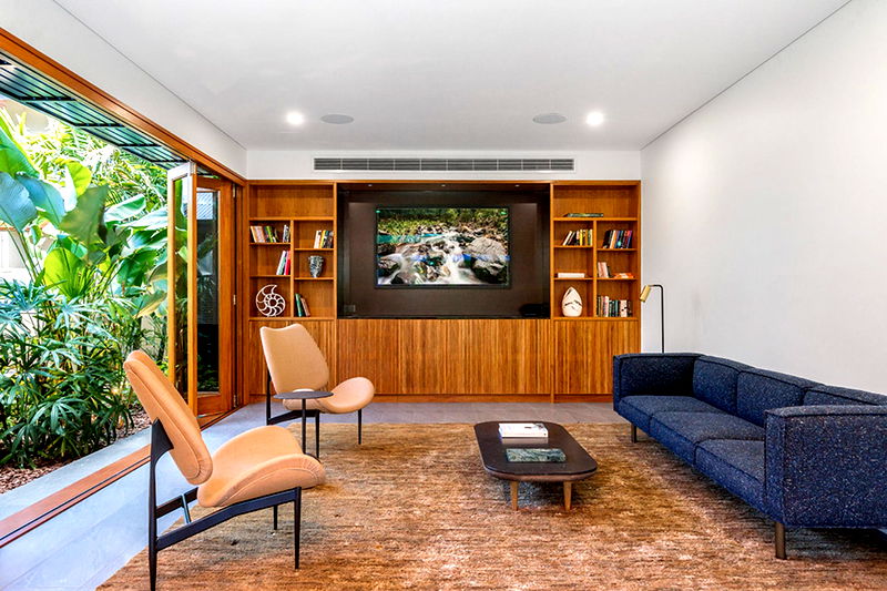 Sapphire (Heated Pool)