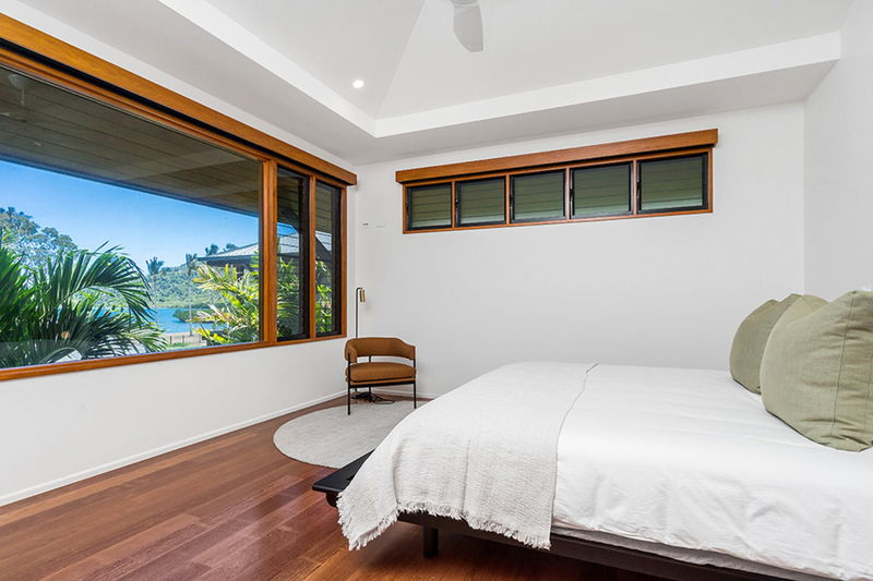 Sapphire (Heated Pool)