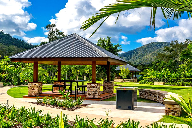 Sapphire (Heated Pool)