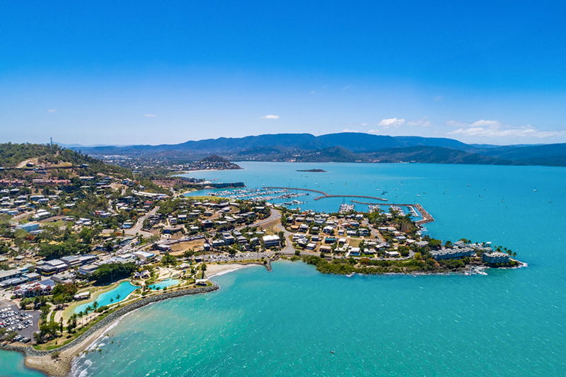 Sapphire (Heated Pool)