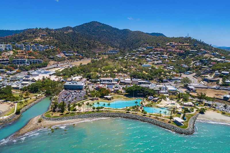 Sapphire (Heated Pool)