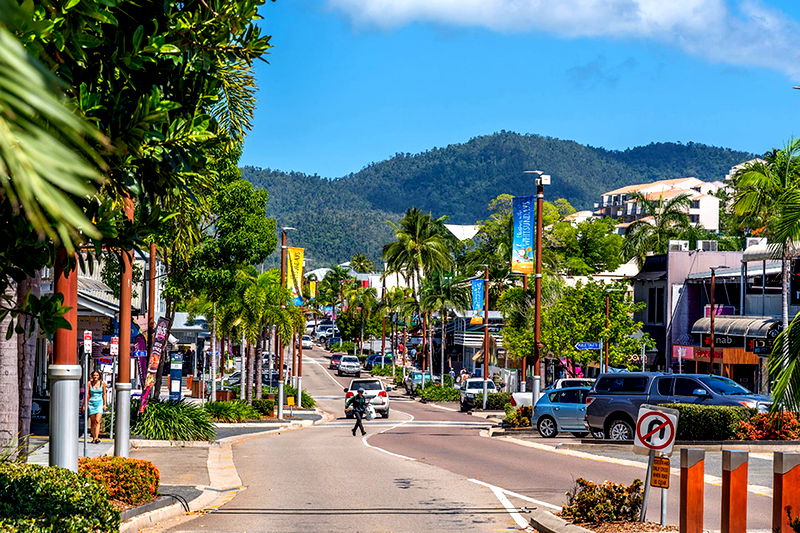 Sapphire (Heated Pool)