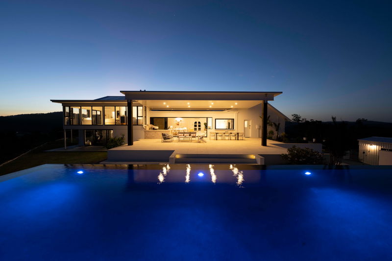 Sky High Estate (Ocean Views)