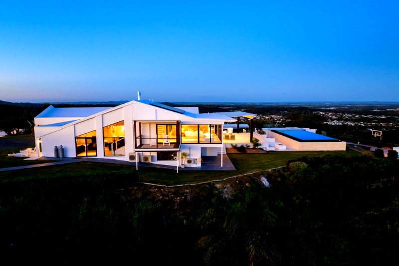 Sky High Estate (Ocean Views)