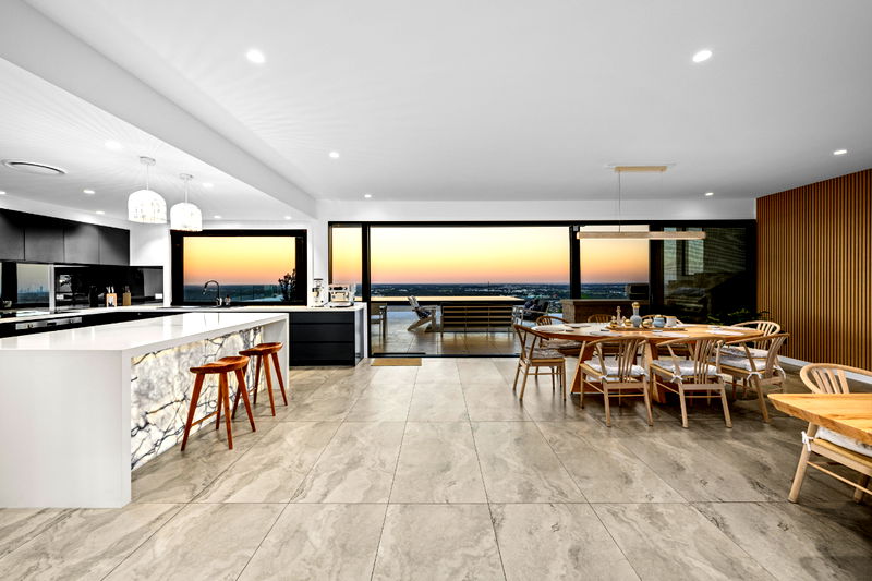 Sky High Estate (Ocean Views)