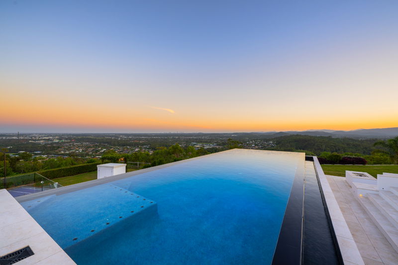 Sky High Estate (Ocean Views)