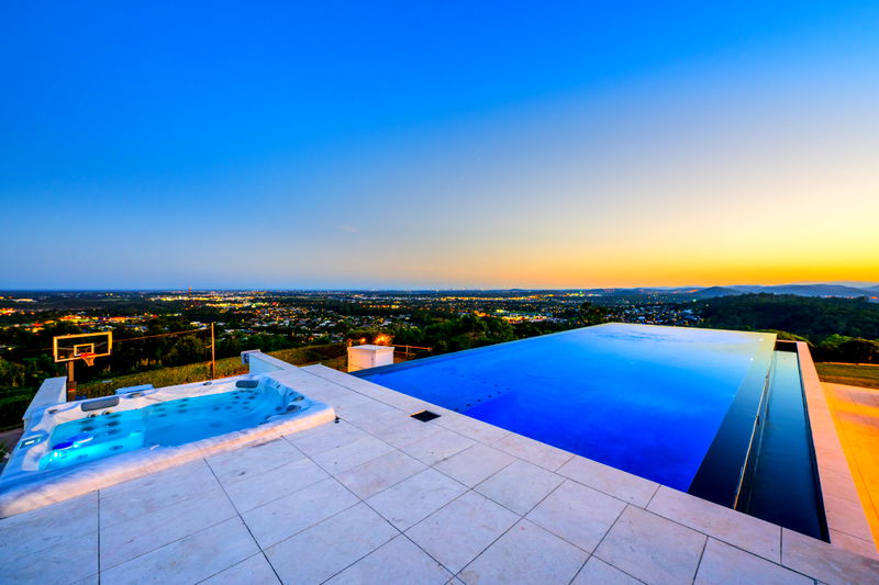 Sky High Estate (Ocean Views)