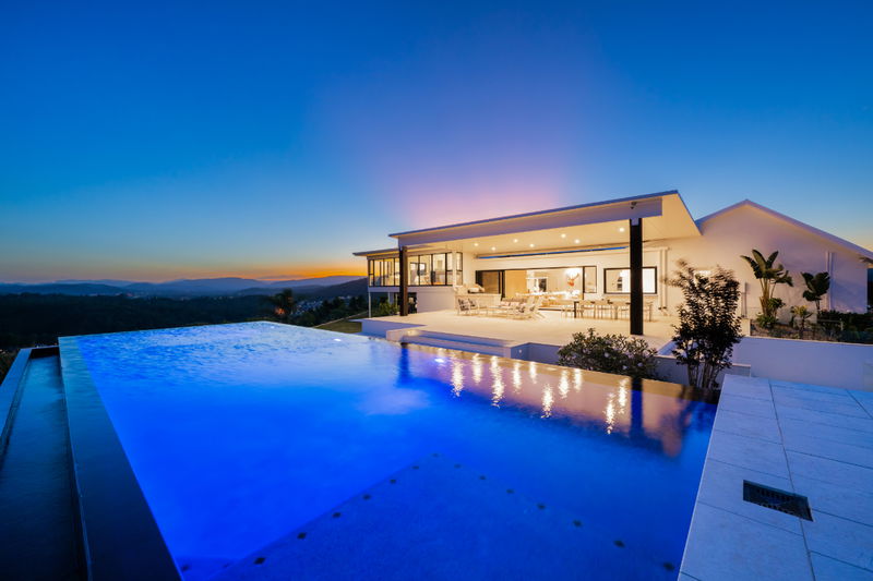 Sky High Estate (Ocean Views)