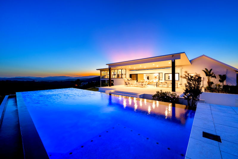 Sky High Estate (Ocean Views)