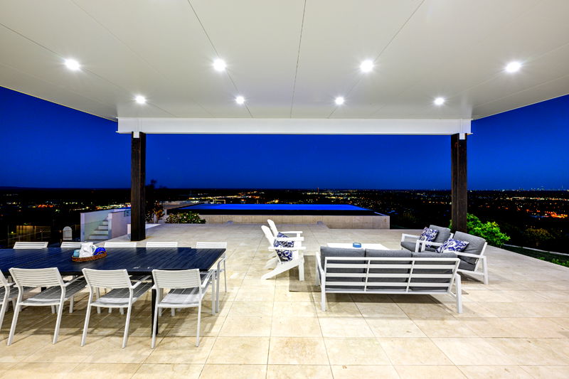 Sky High Estate (Ocean Views)