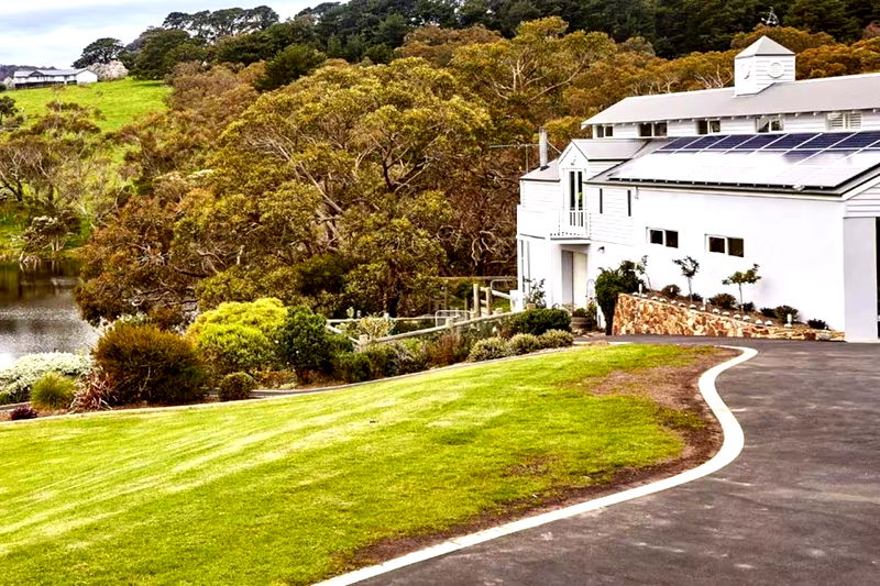 South Hampton - The Estate (With Stunning Views)