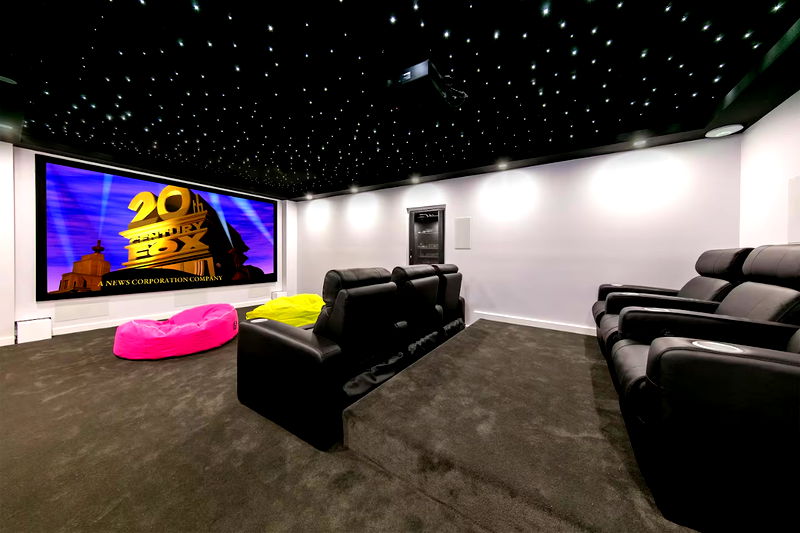 South Hampton - The Estate (With Stunning Views)