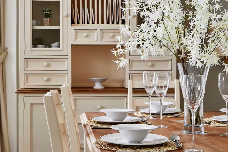 South Hampton - The Estate (With Stunning Views)