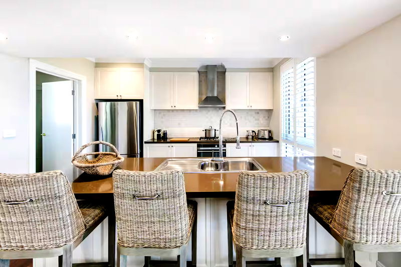 South Hampton - The Estate (With Stunning Views)