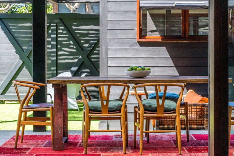 Pacific House Byron Bay ('Rare' Absolute Beachfront Byron Bay)