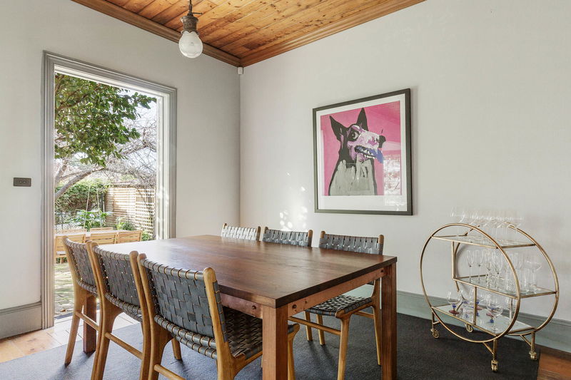 The Secret Garden (Pet Friendly)