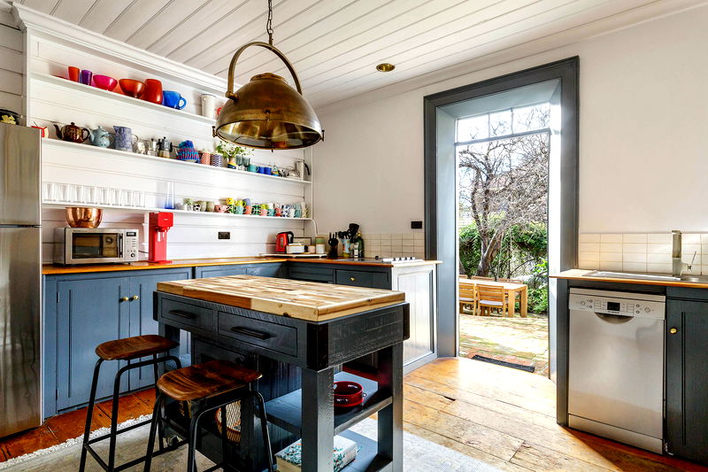 The Secret Garden (Pet Friendly)