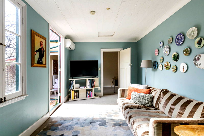 The Secret Garden (Pet Friendly)