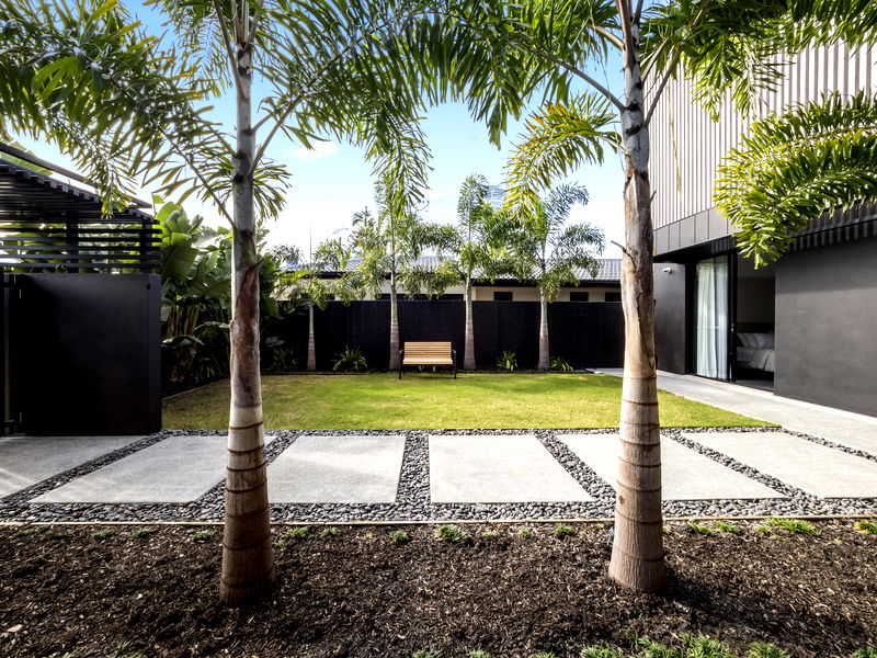 Paradise Isles (heated pool)