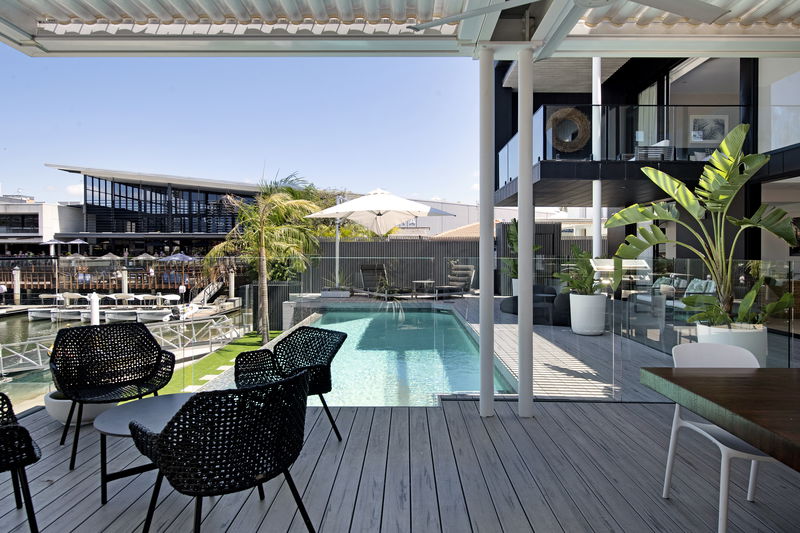 Paradise Isle (Heated Pool)