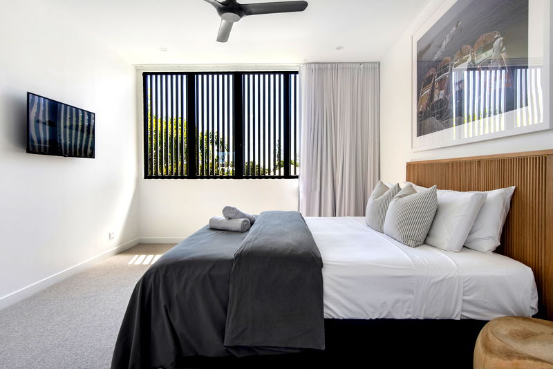 Paradise Isle (Heated Pool)