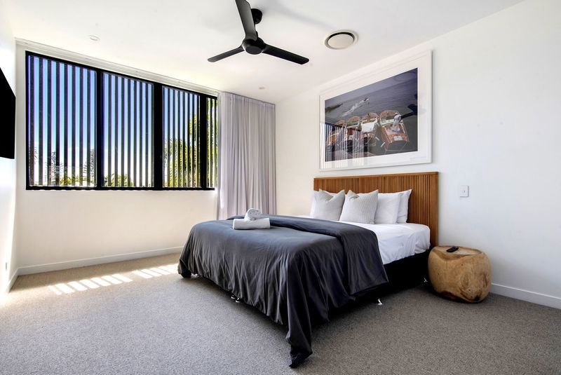 Paradise Isle (Heated Pool)