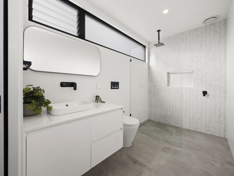 Paradise Isle (Heated Pool)