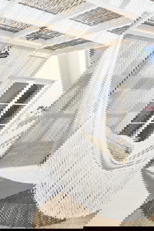 Picadilly House - European inspired Byron manor (With Car Parking)