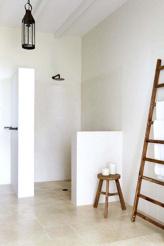 Picadilly House - European inspired Byron manor (With Car Parking)