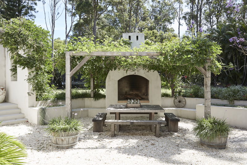 Picadilly House - European inspired Byron manor (With Car Parking)