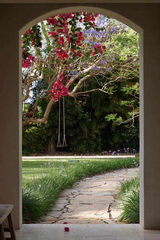 Picadilly House - European inspired Byron manor (With Car Parking)