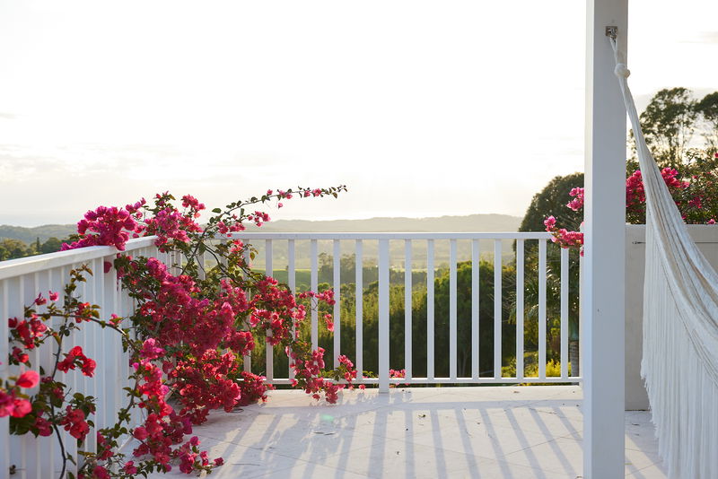 Picadilly House - European inspired Byron manor (With Car Parking)