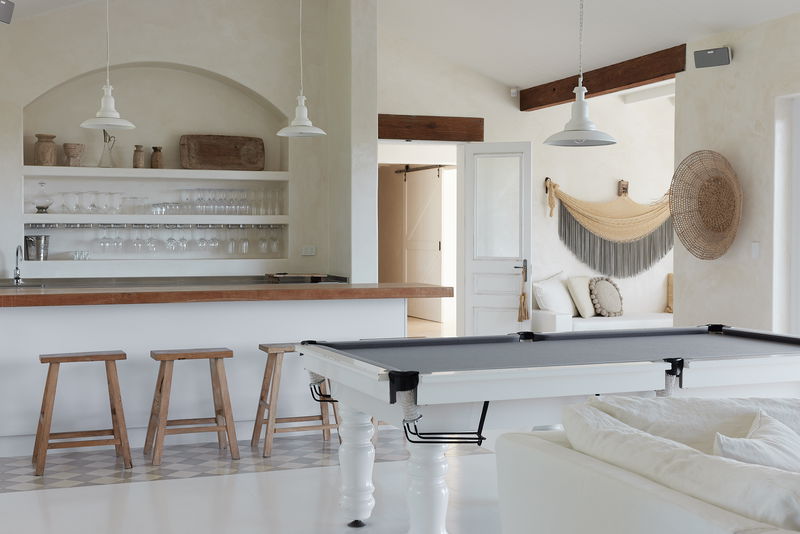 Picadilly House - European inspired Byron manor (With Car Parking)