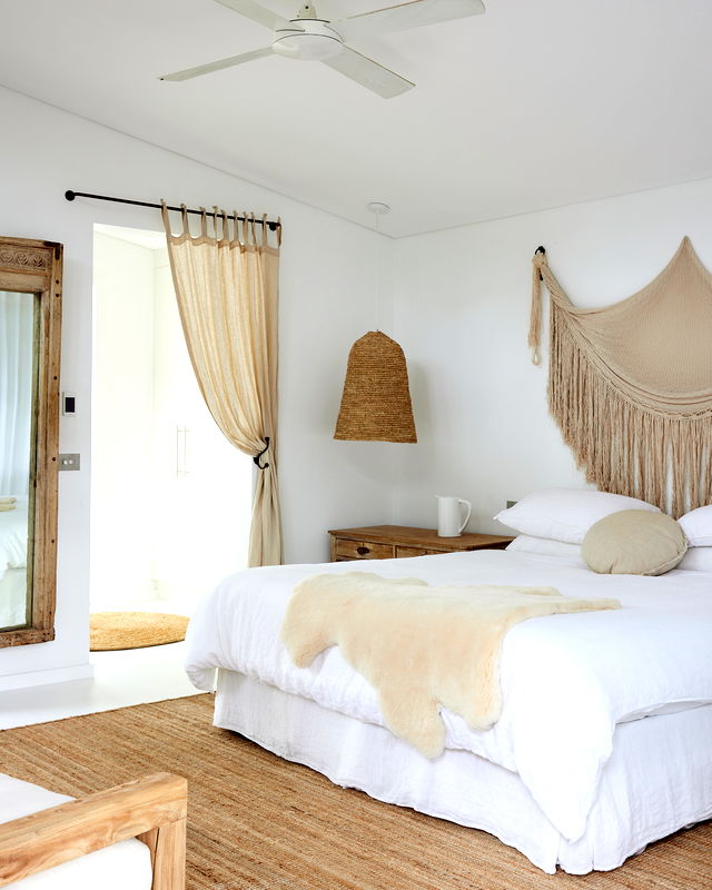 Picadilly Pavilions - beachside Broken Head living (With Car Parking)