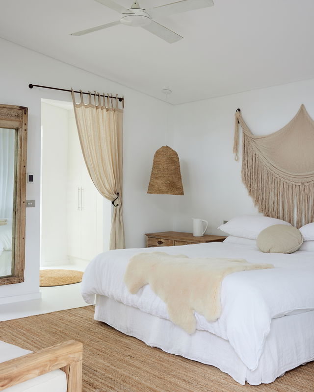 Picadilly Pavilions - beachside Broken Head living (With Car Parking)