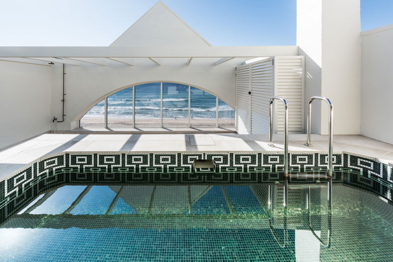 Mermaid Beach Villa (With Ocean Views)