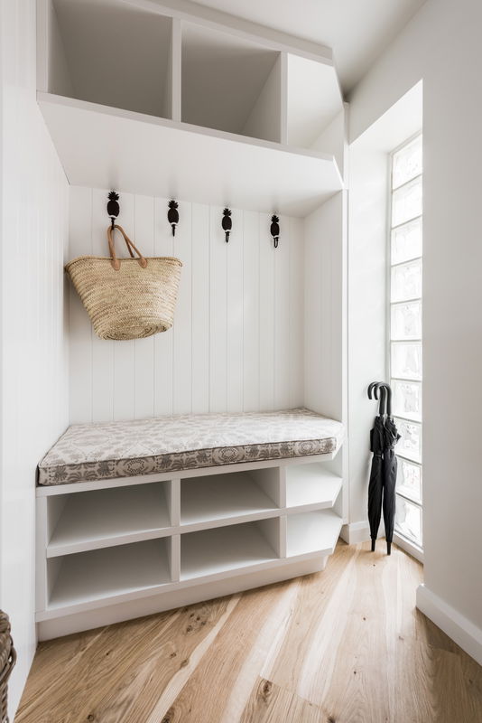 Mermaid Beach Villa (With Ocean Views)