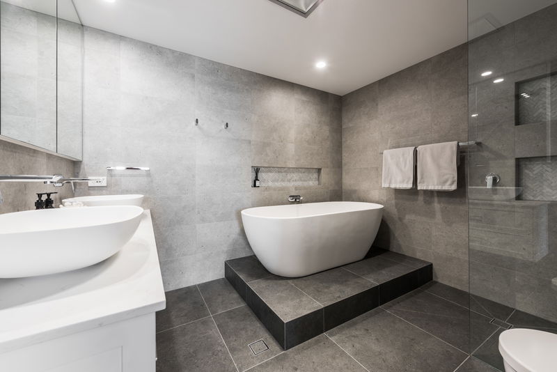 Mermaid Beach Villa (With Ocean Views)