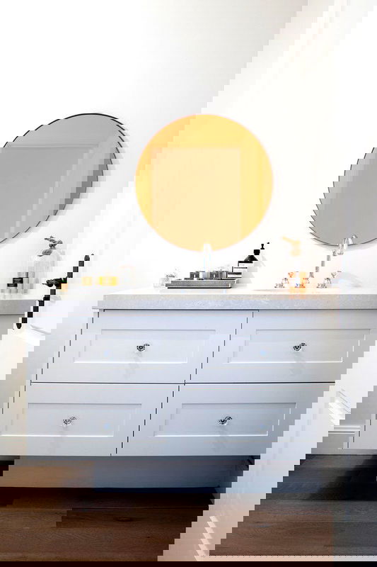 Kambala (Heated pool with view)