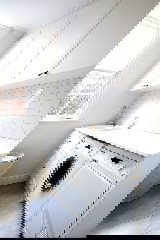 Kambala (Heated pool with view)